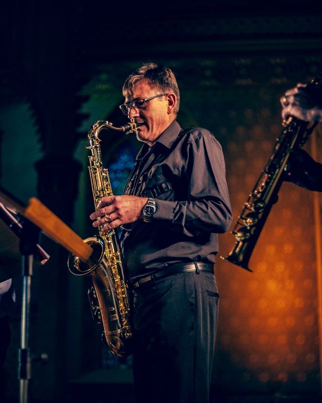 Marcos André Anschau no sax tenor